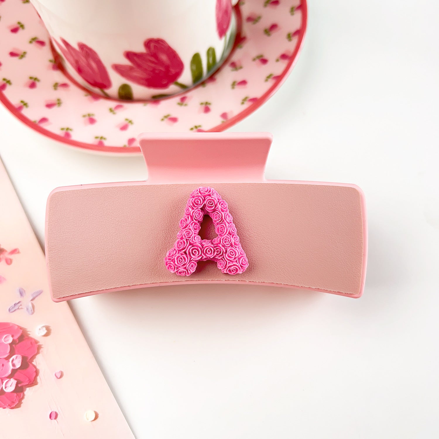 Wholesale Large Patch Heart Letter Clip
